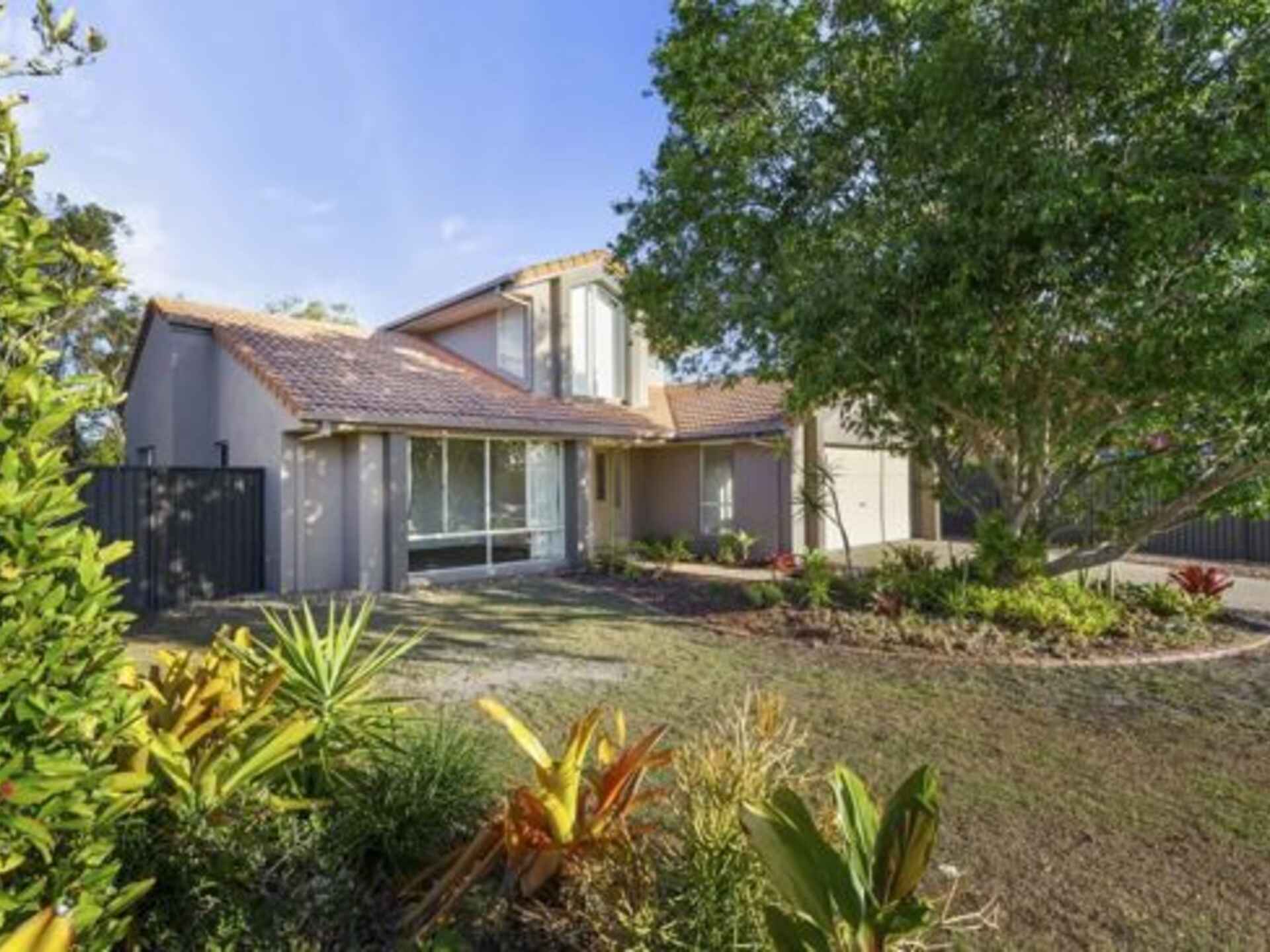 24 Winch Court Banksia Beach