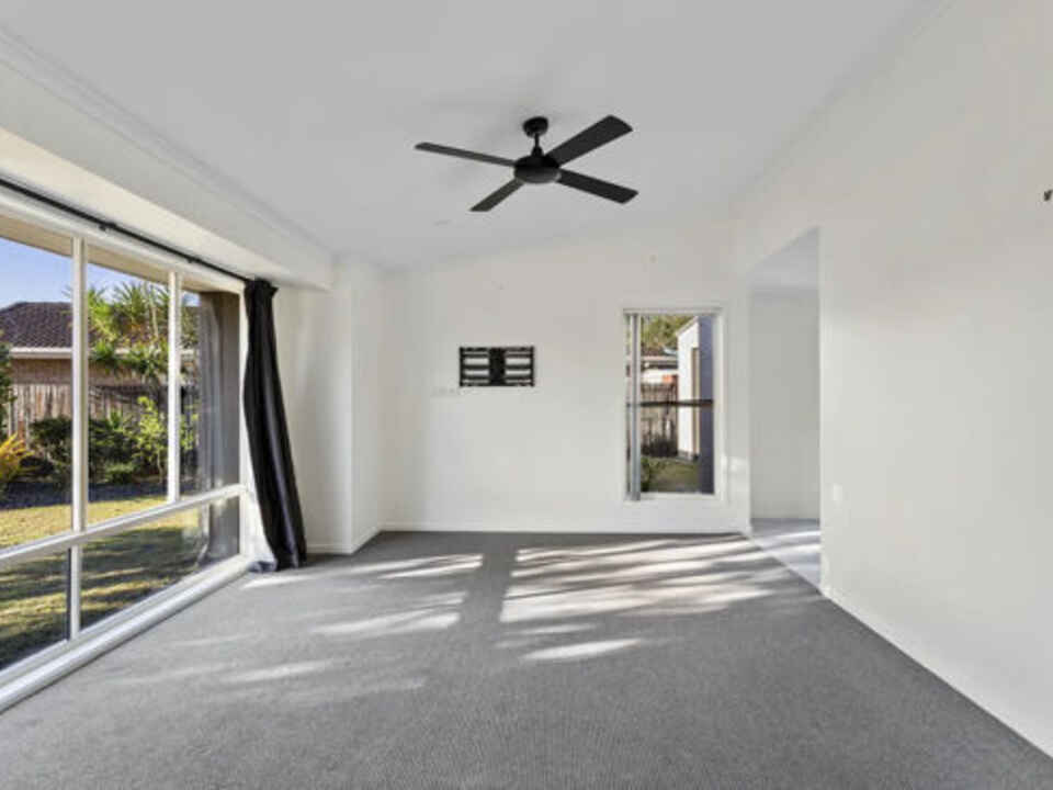 24 Winch Court Banksia Beach