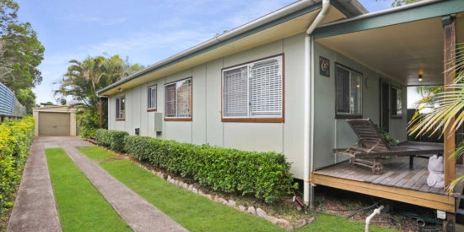 21 Bonham St Bongaree