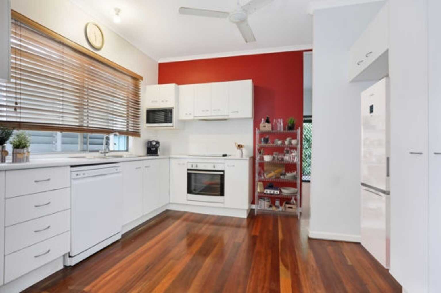 21 Bonham St Bongaree