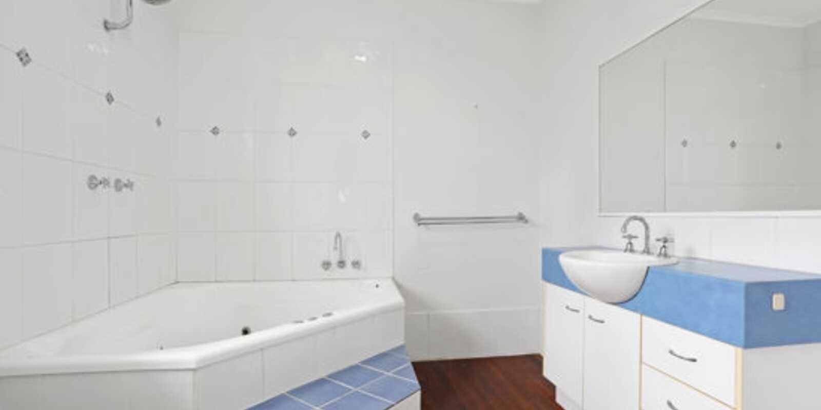 21 Bonham St Bongaree