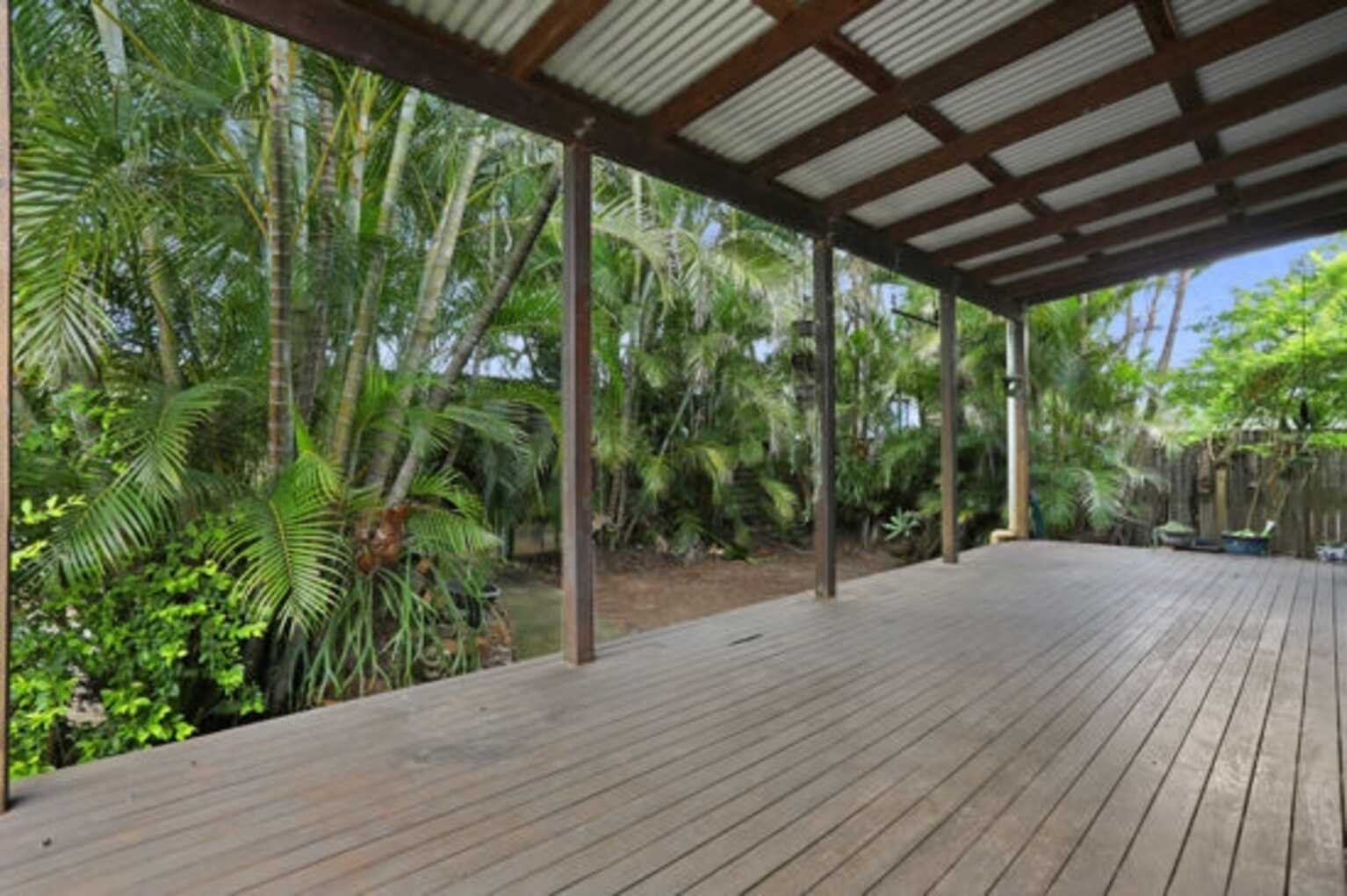 21 Bonham St Bongaree