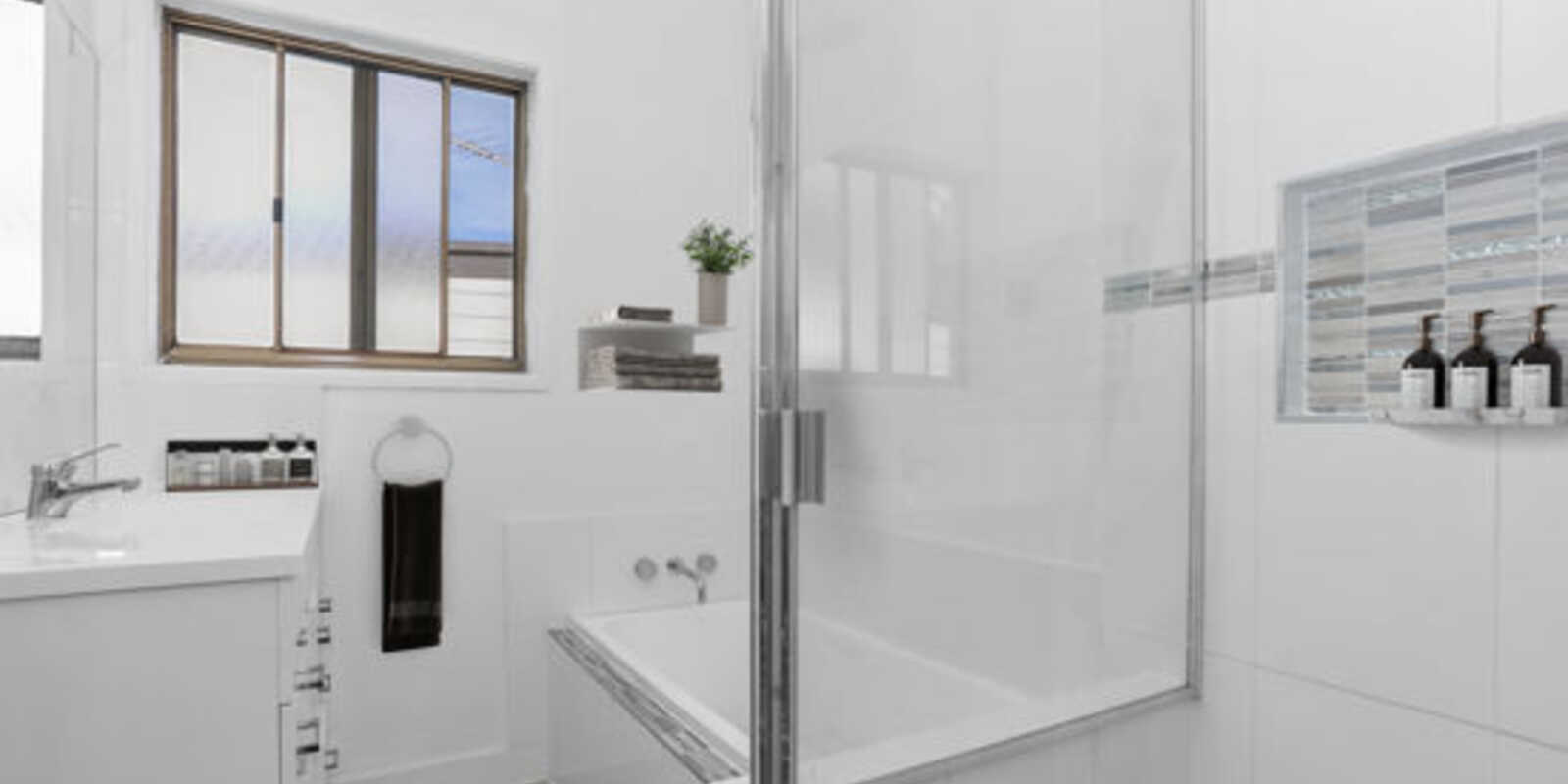 12 Dianthus Avenue Banksia Beach 12 Dianthus Avenue Banksia Beach