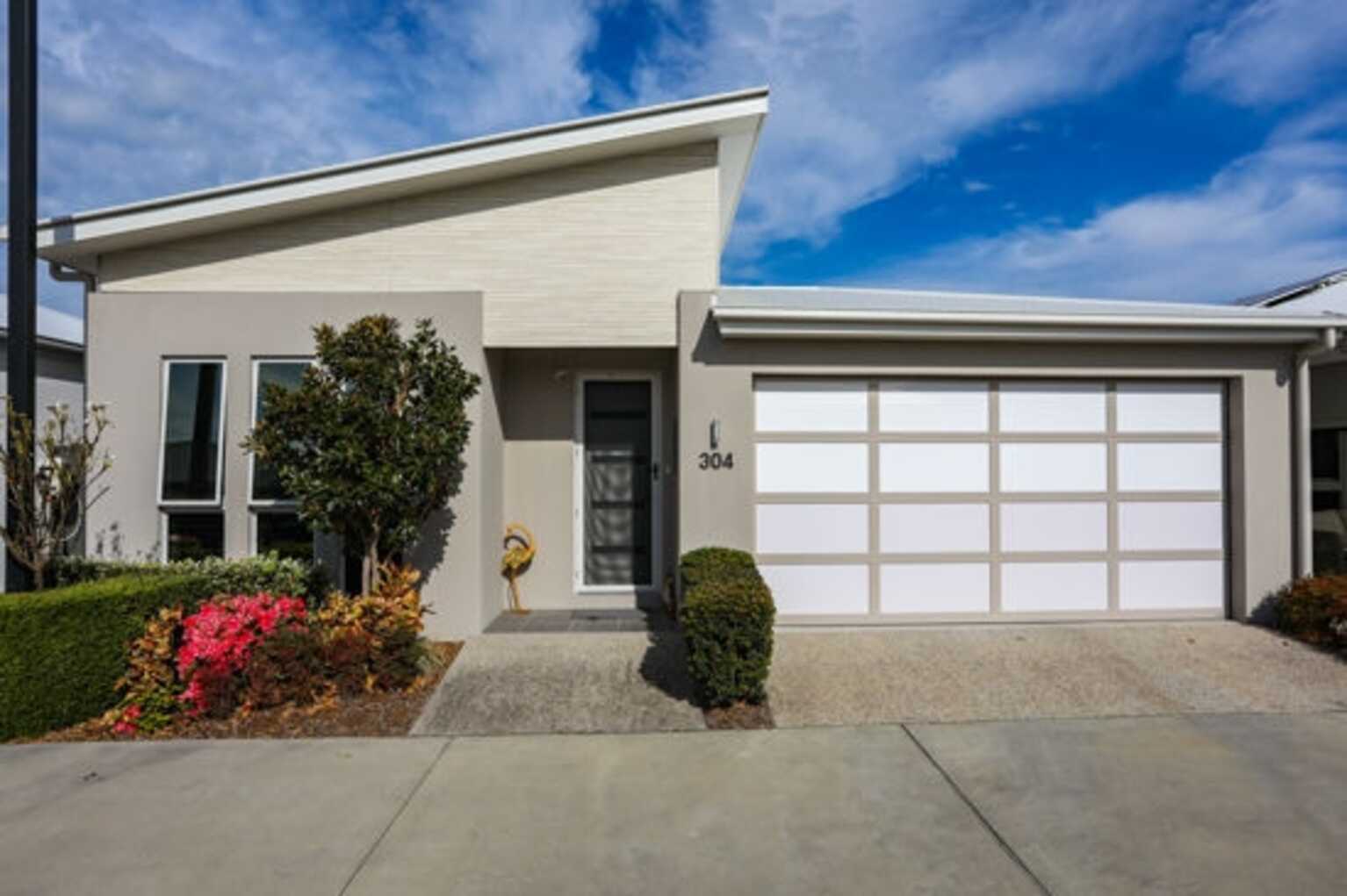 304/9 Dux Drive Bongaree