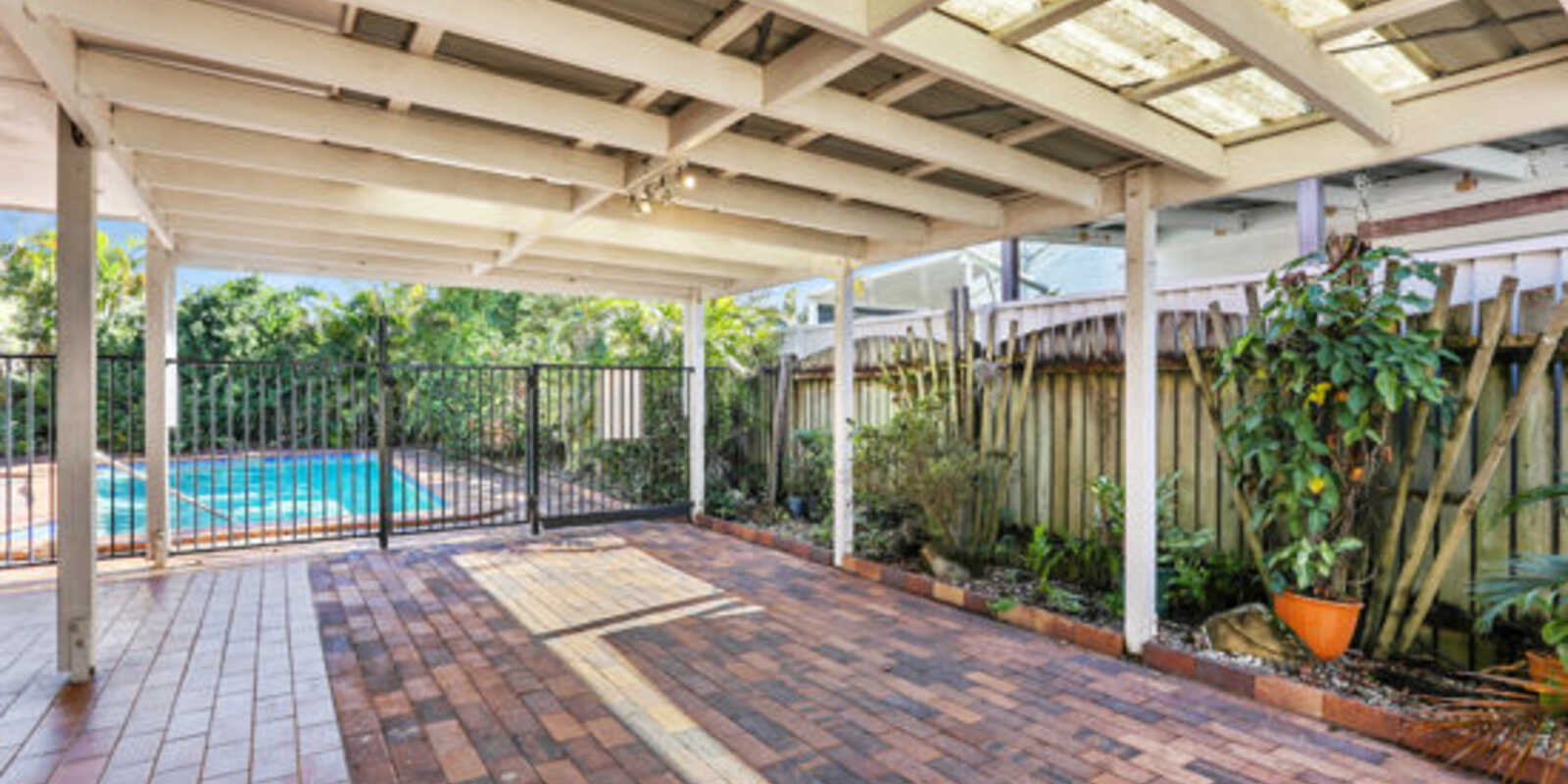 71 Endeavour Drive Banksia Beach