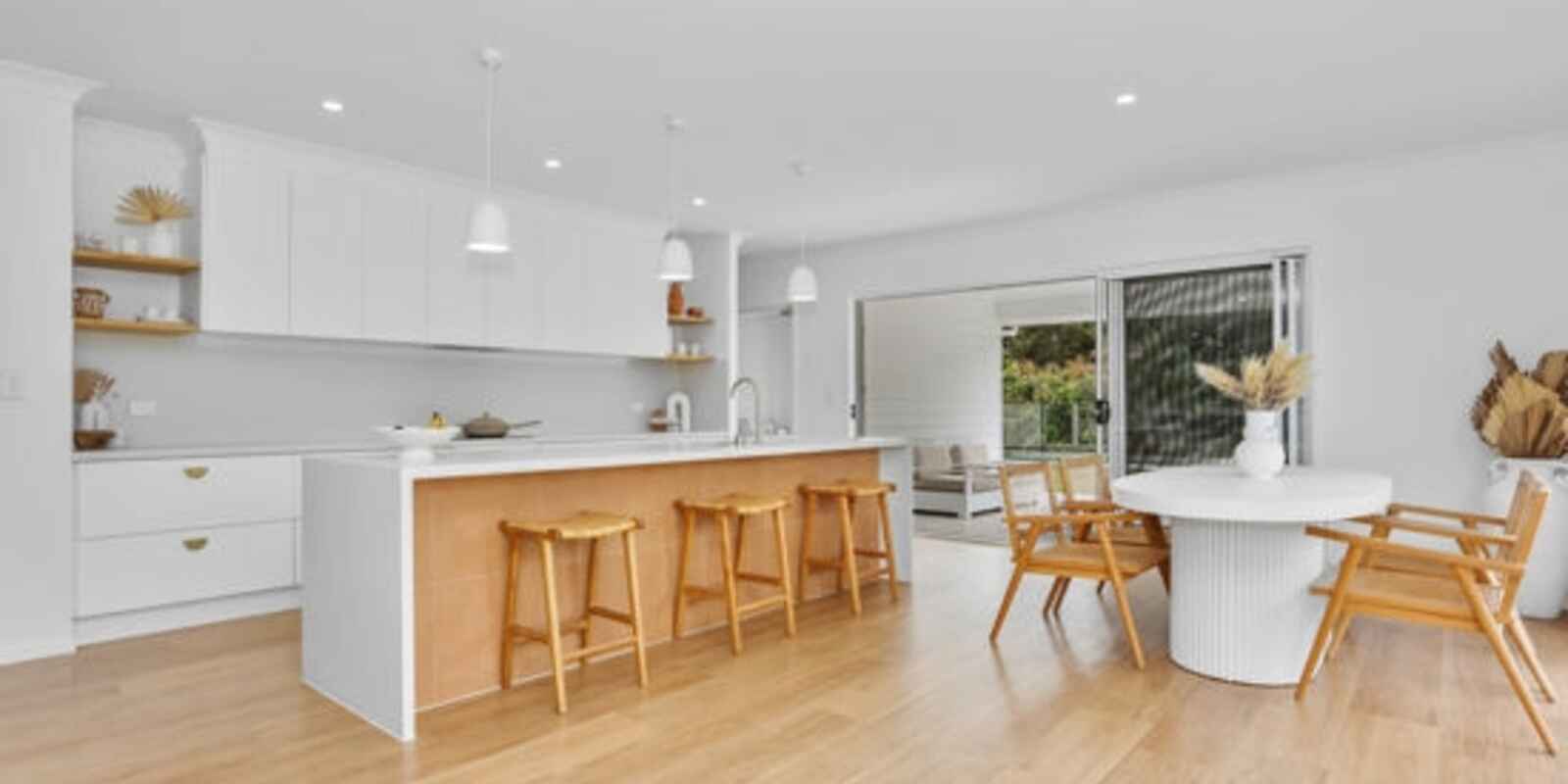 211 Freshwater Drive Banksia Beach 211 Freshwater Drive Banksia Beach