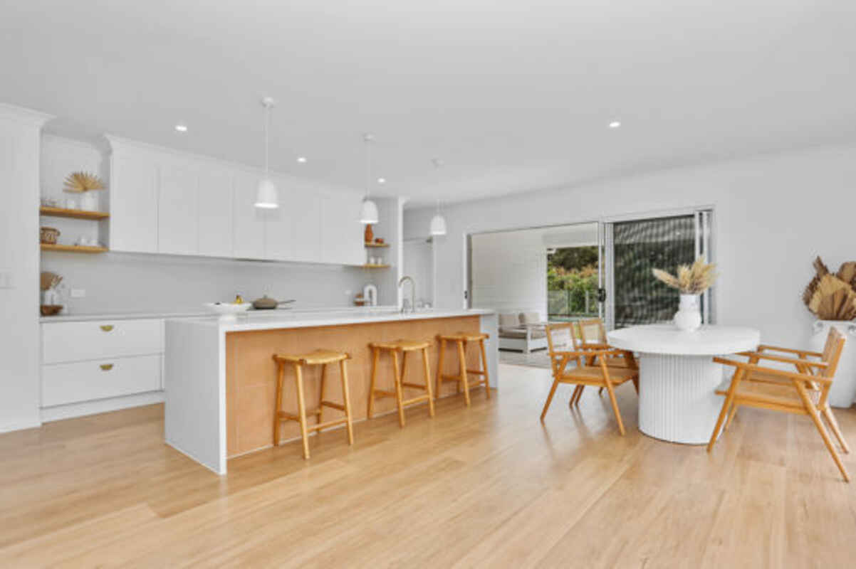 211 Freshwater Drive Banksia Beach 211 Freshwater Drive Banksia Beach