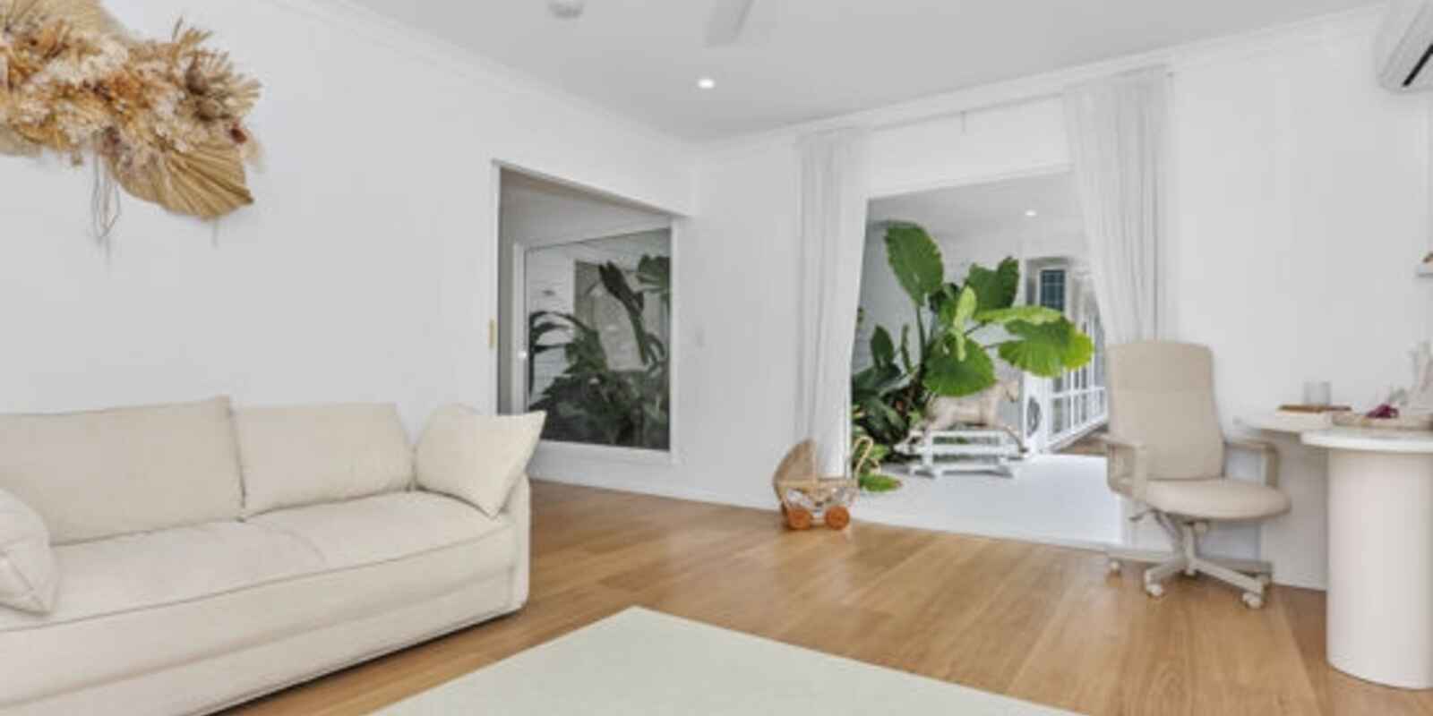 211 Freshwater Drive Banksia Beach 211 Freshwater Drive Banksia Beach