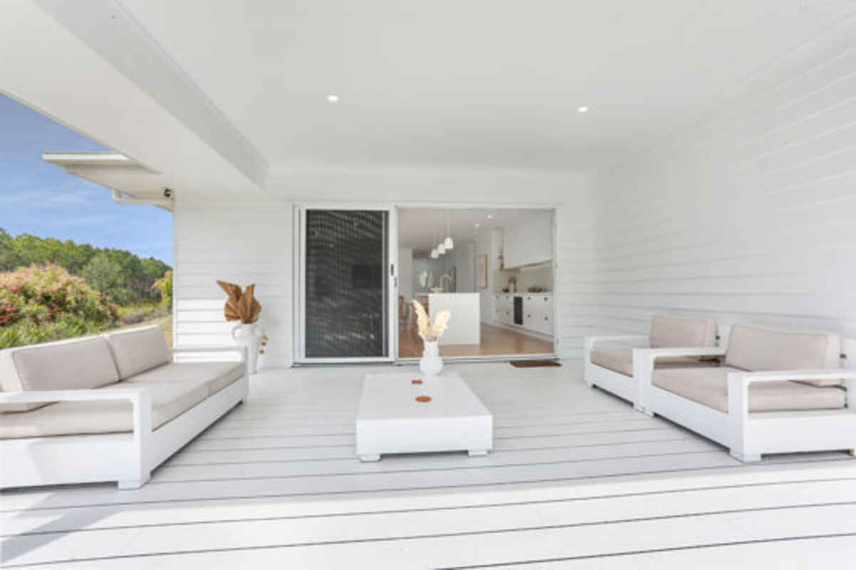 211 Freshwater Drive Banksia Beach 211 Freshwater Drive Banksia Beach