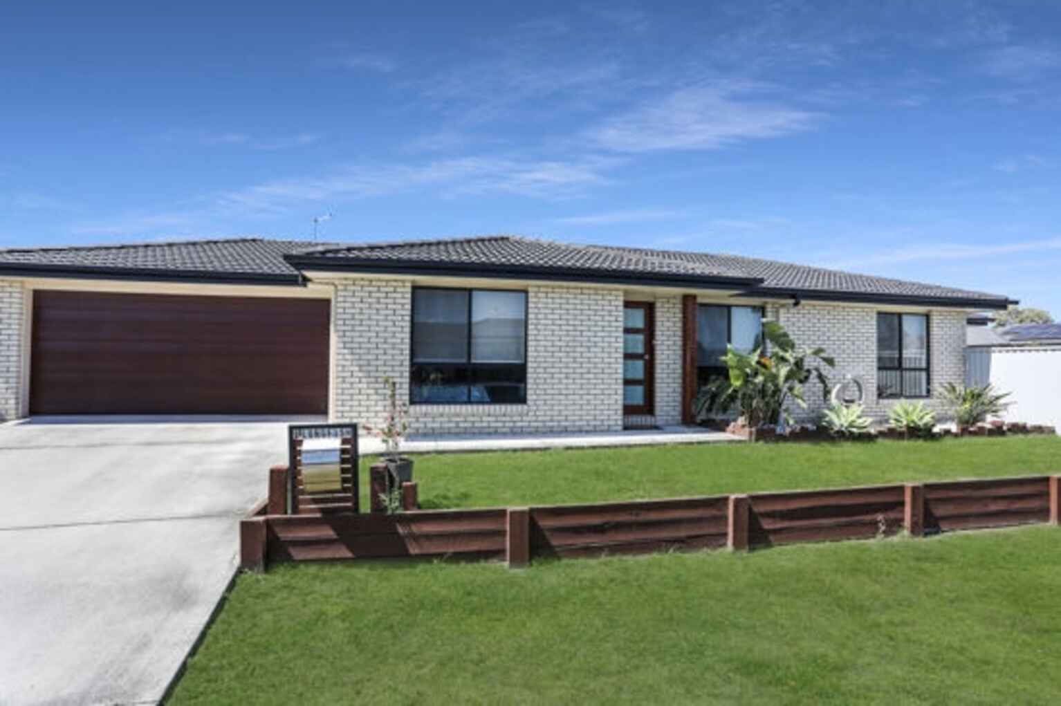 8 Lungfish Circuit Bongaree