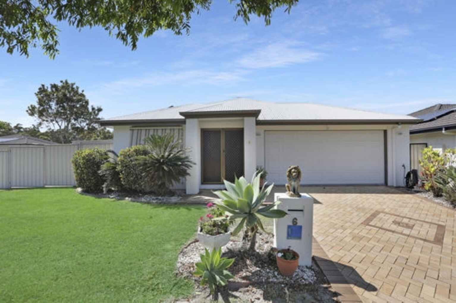 6 Aird Street Sandstone Point 6 Aird Street Sandstone Point