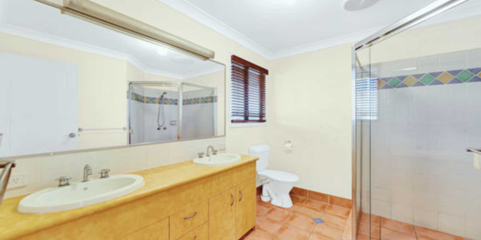9 Sunbrite Court Sandstone Point 9 Sunbrite Court Sandstone Point