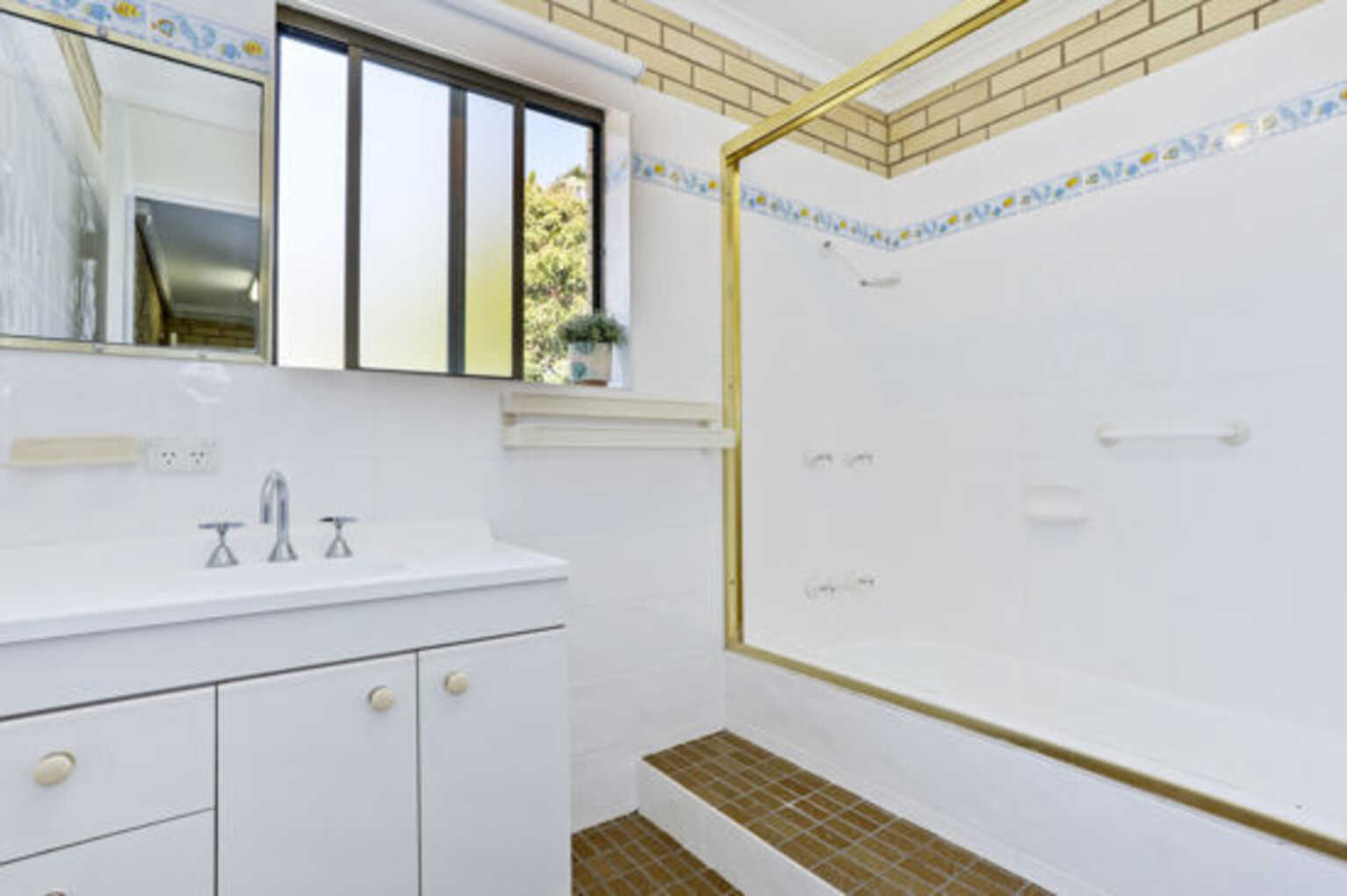 9/101 Welsby Parade Bongaree
