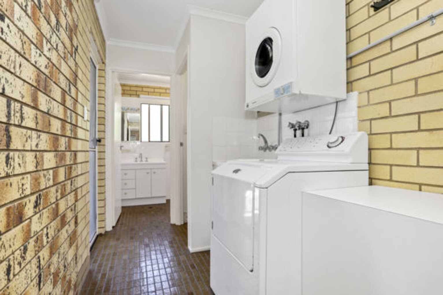 9/101 Welsby Parade Bongaree