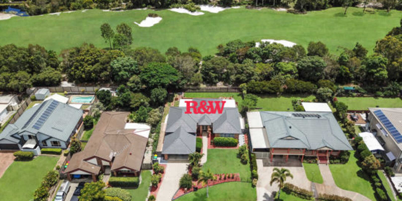 215 Endeavour Drive Banksia Beach