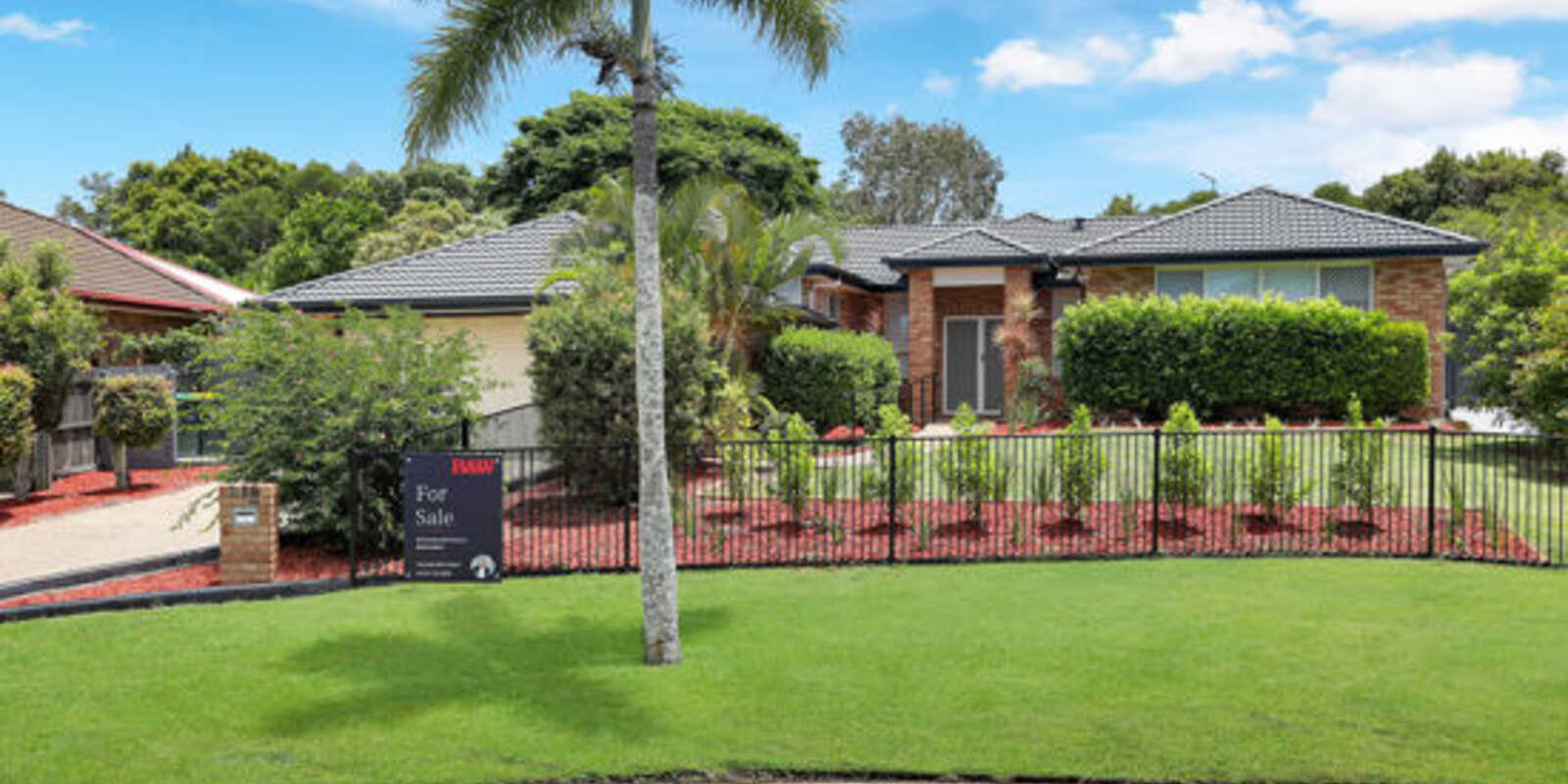 215 Endeavour Drive Banksia Beach