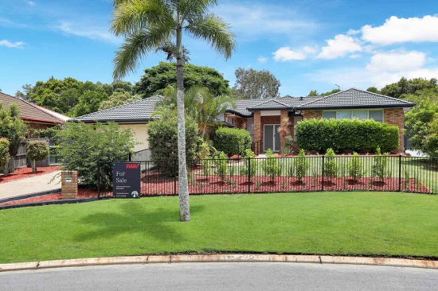 215 Endeavour Drive Banksia Beach