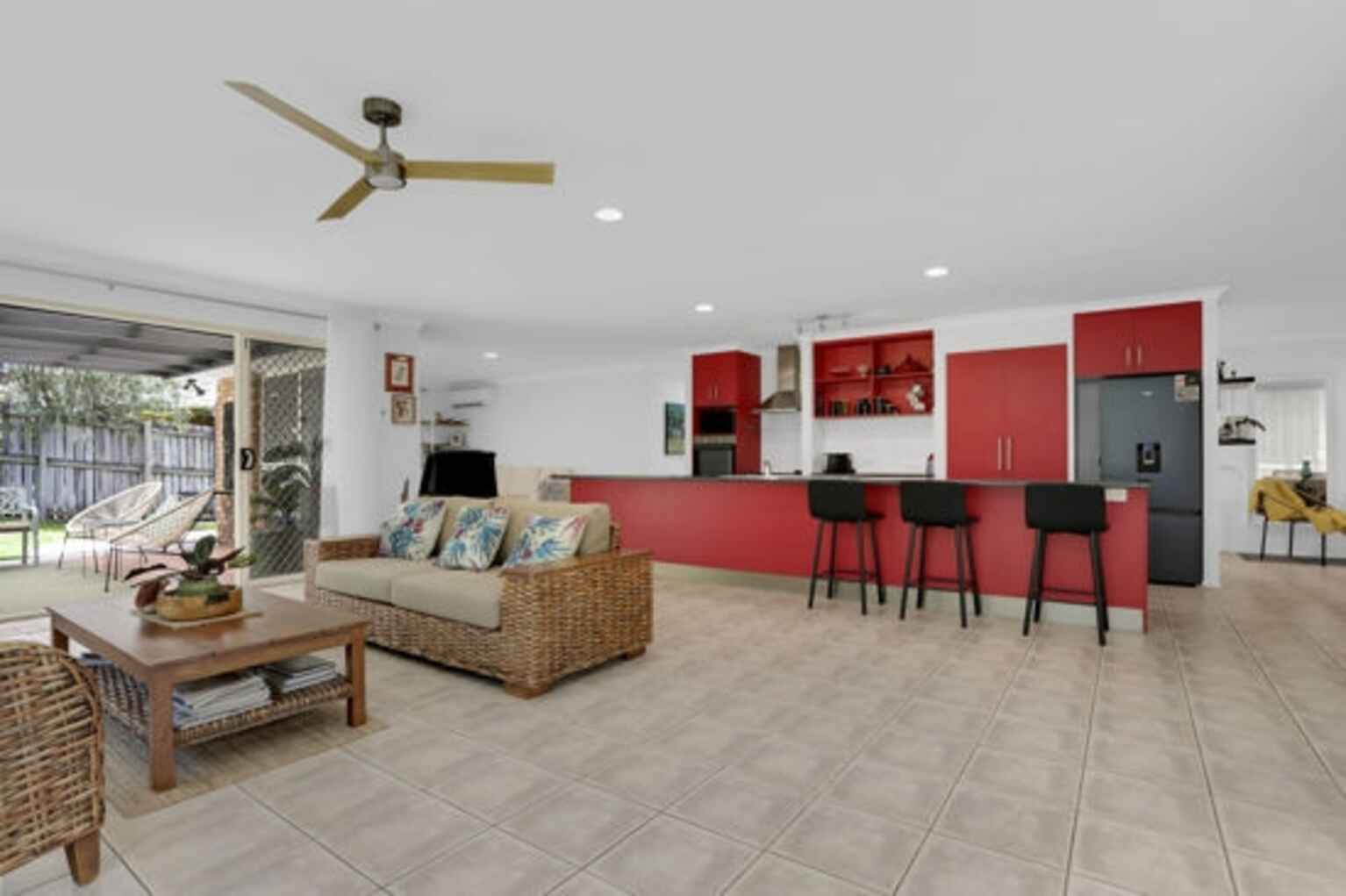 215 Endeavour Drive Banksia Beach