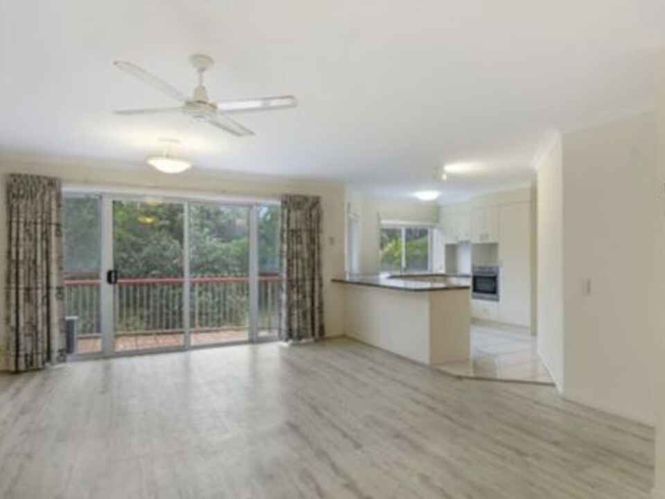 13/1 Links Court Woorim