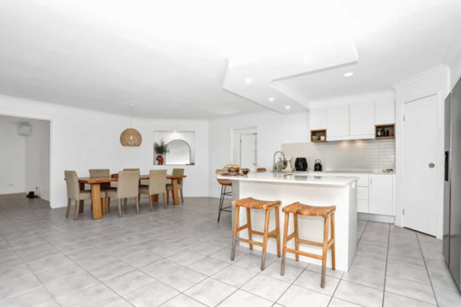 12 Avoca Esplanade Sandstone Point