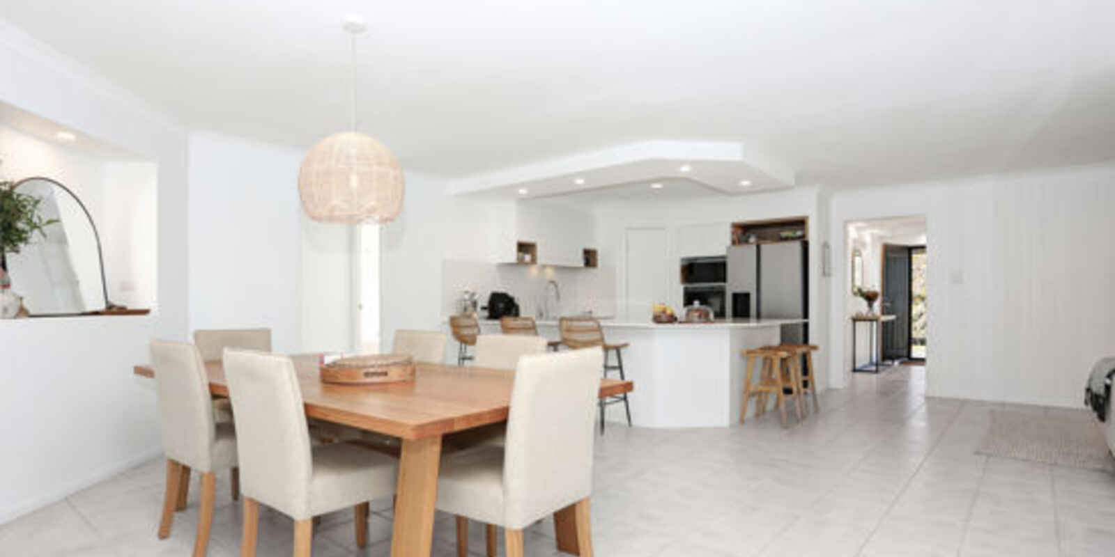 12 Avoca Esplanade Sandstone Point 12 Avoca Esplanade Sandstone Point