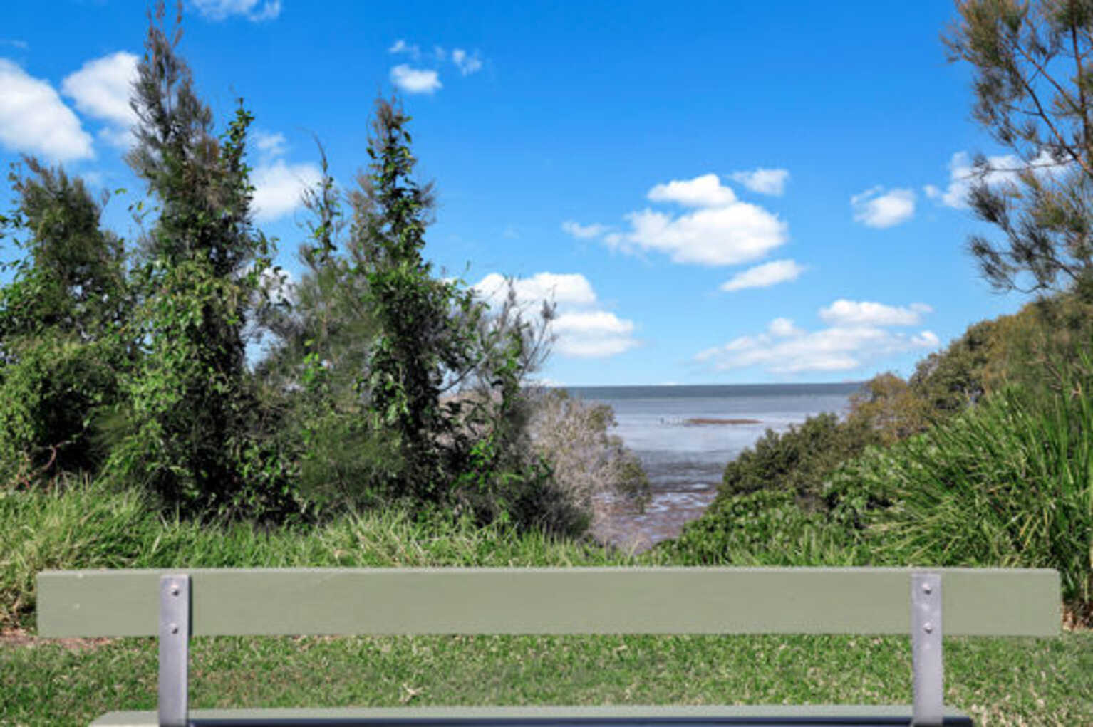 12 Avoca Esplanade Sandstone Point