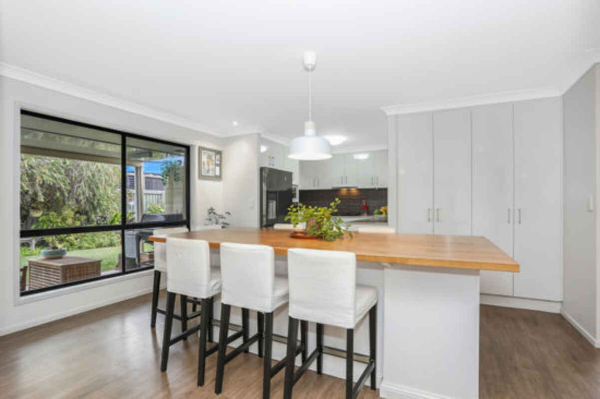 5 Sandpiper Court Sandstone Point