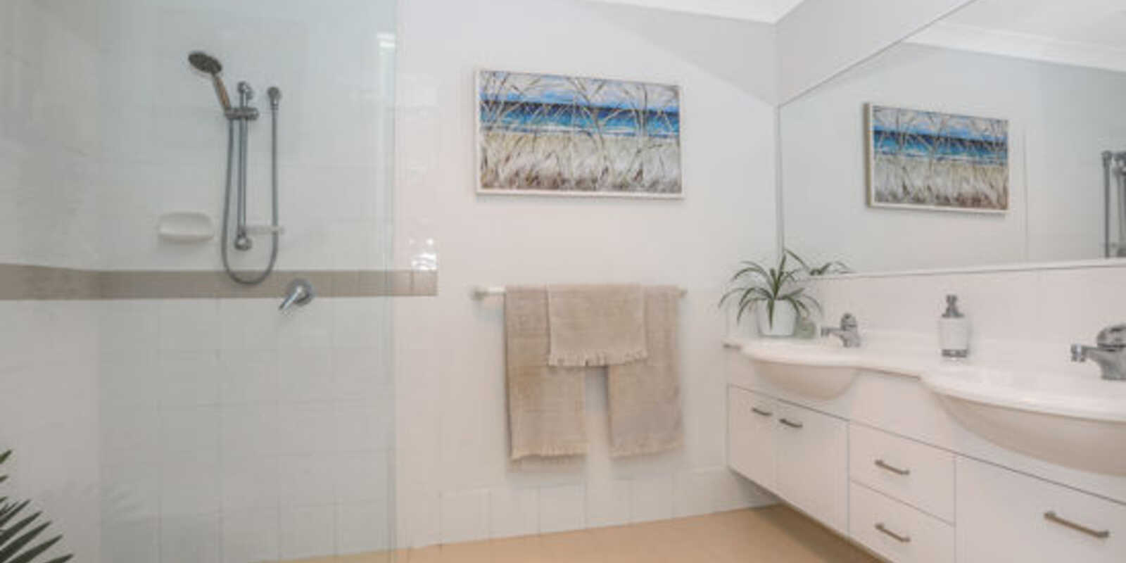 5 Sandpiper Court Sandstone Point
