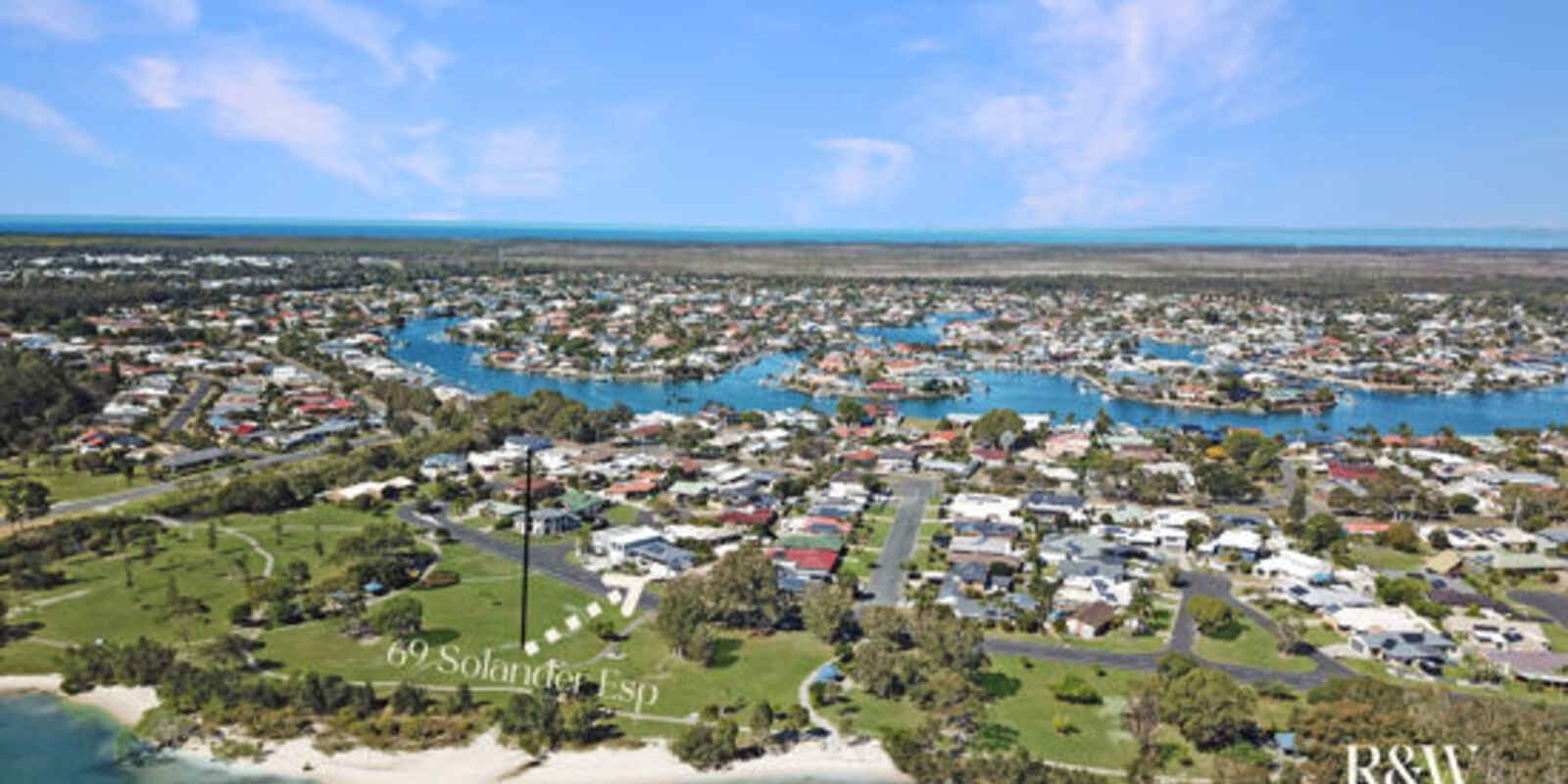 69 Solander Esplanade Banksia Beach 69 Solander Esplanade Banksia Beach