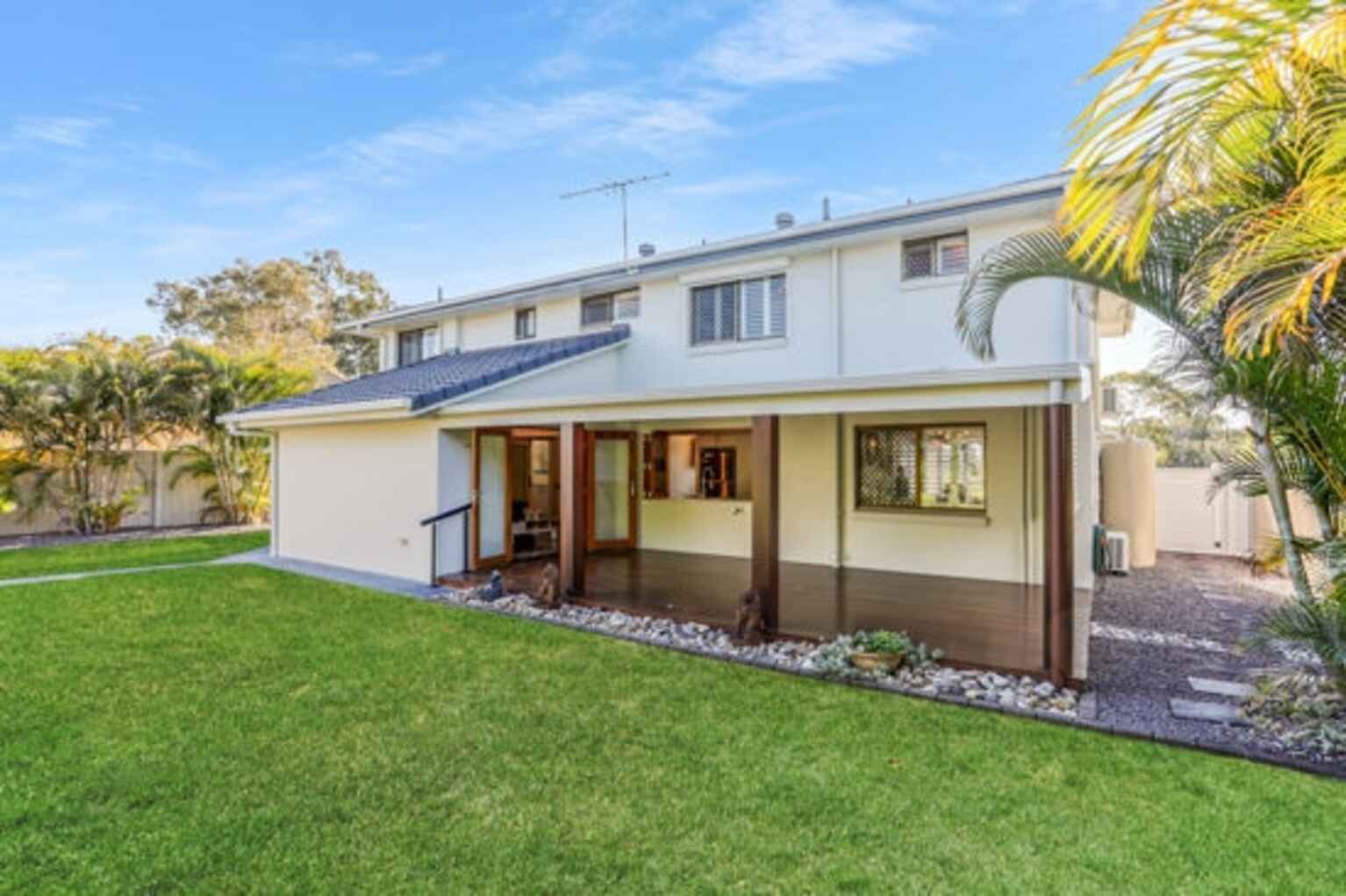 69 Solander Esplanade Banksia Beach