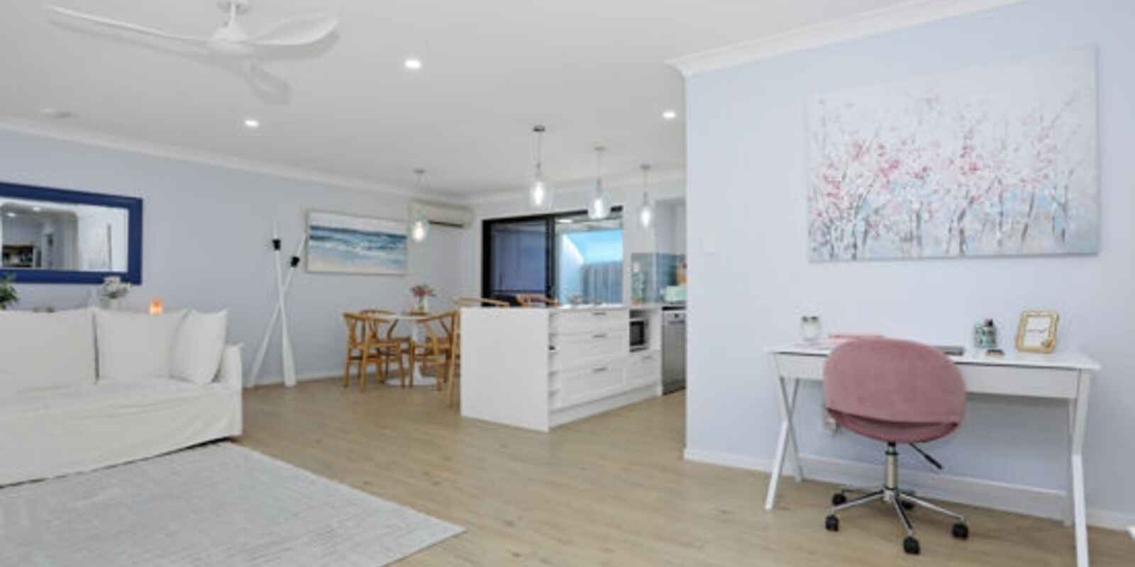 2 Seafarer Court Sandstone Point 2 Seafarer Court Sandstone Point