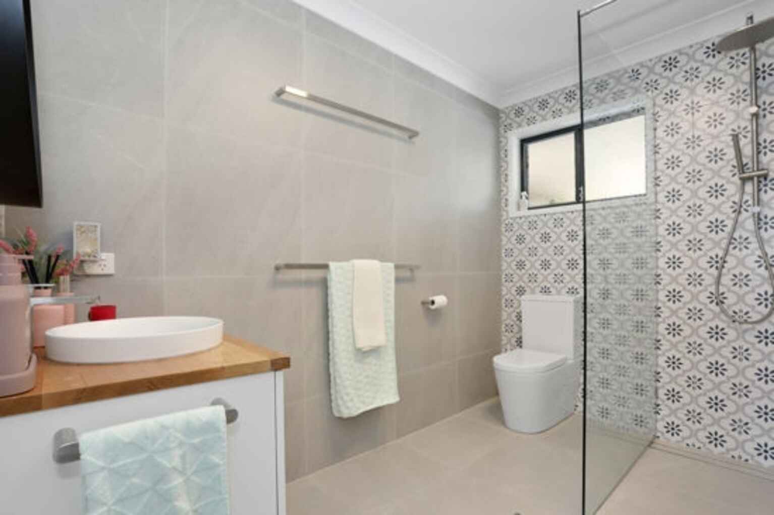 2 Seafarer Court Sandstone Point 2 Seafarer Court Sandstone Point