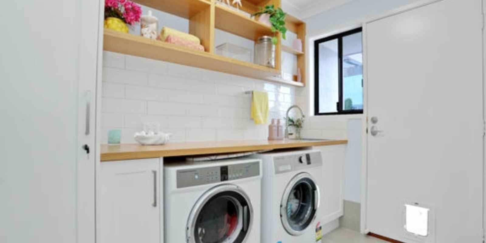 2 Seafarer Court Sandstone Point 2 Seafarer Court Sandstone Point