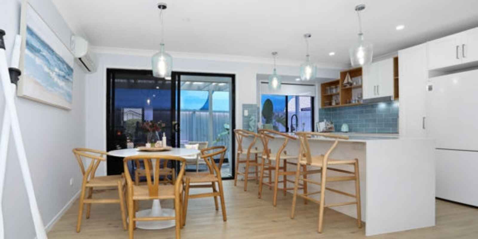 2 Seafarer Court Sandstone Point 2 Seafarer Court Sandstone Point