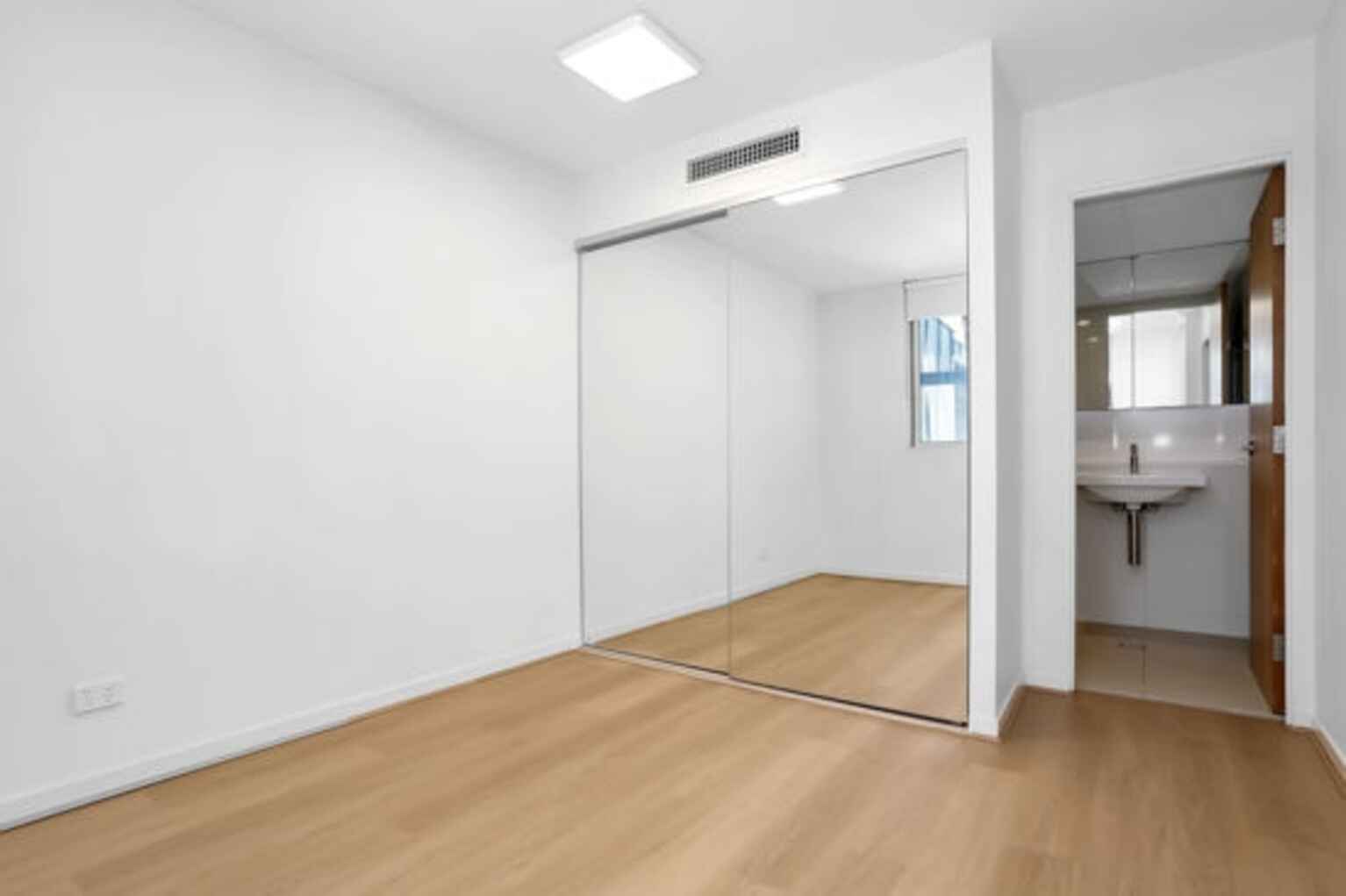 7410/55 Forbes Street West End 7410/55 Forbes Street West End