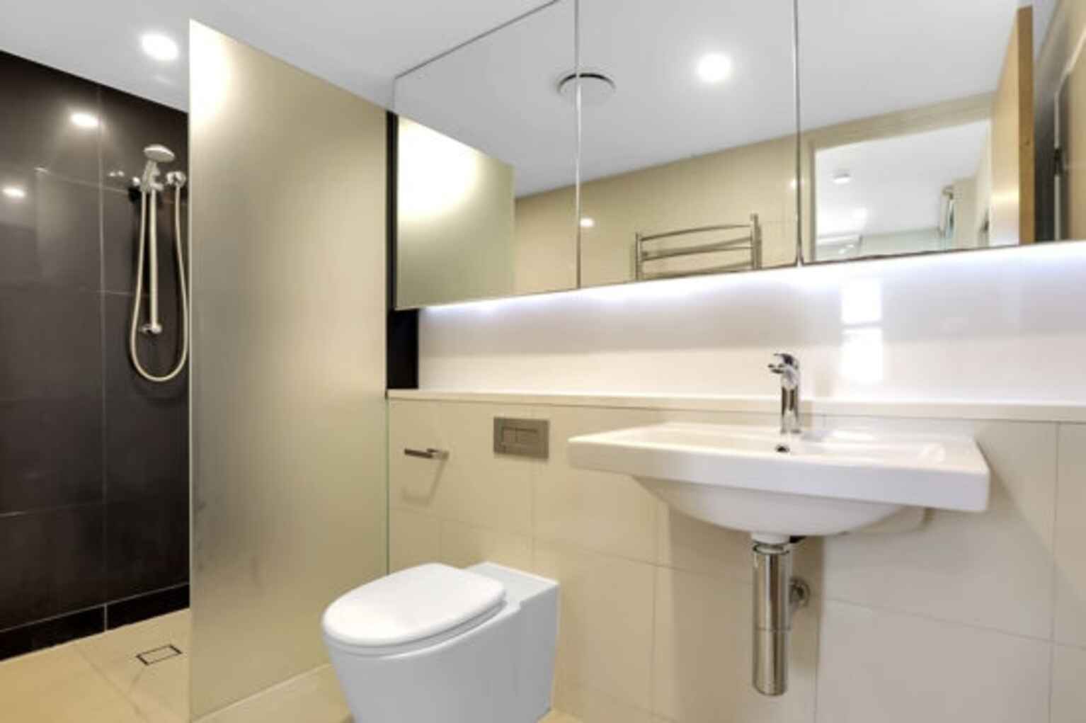 7410/55 Forbes Street West End 7410/55 Forbes Street West End