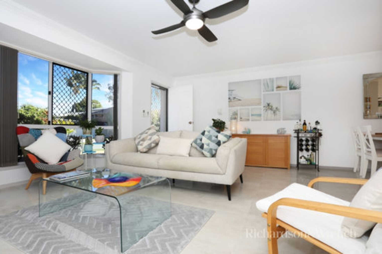 2/5 Winston Drive Bongaree