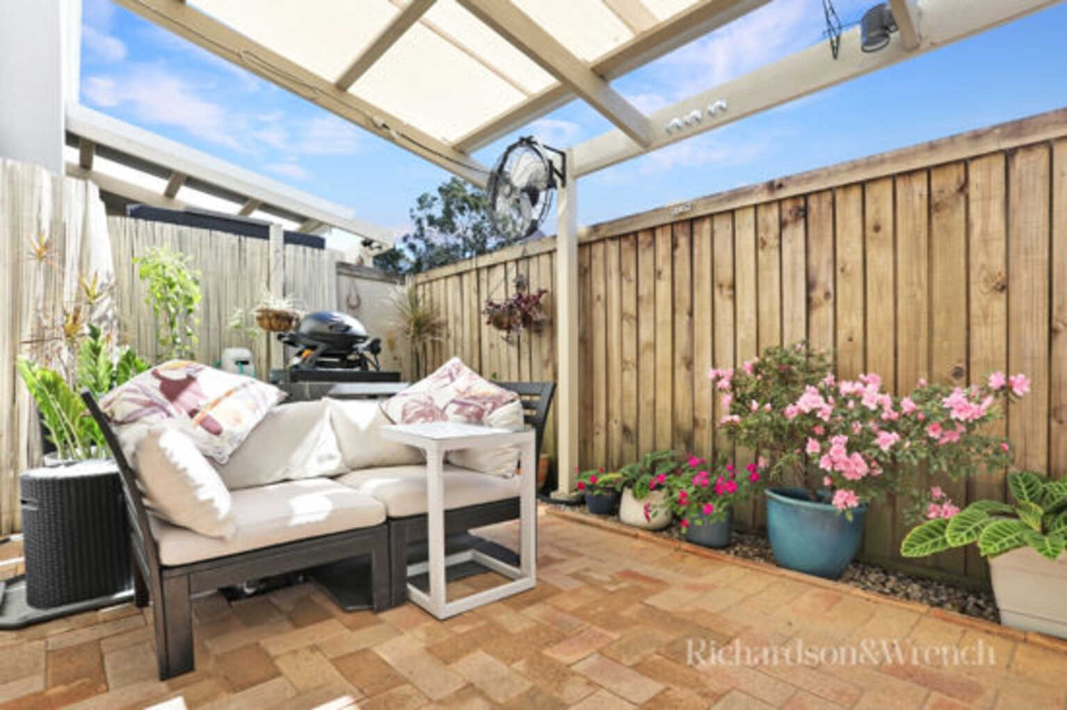 2/5 Winston Drive Bongaree
