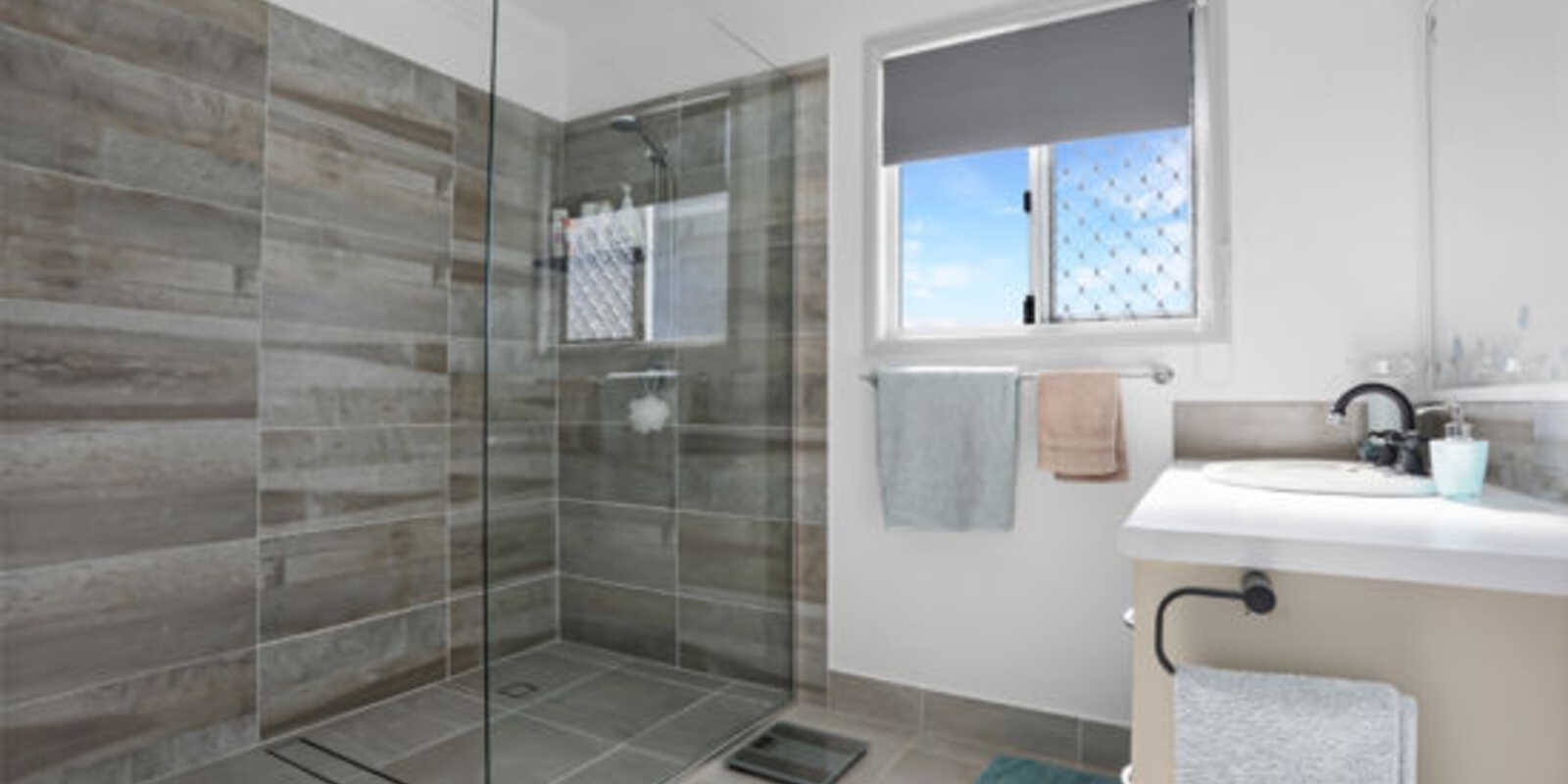 2/5 Winston Drive Bongaree