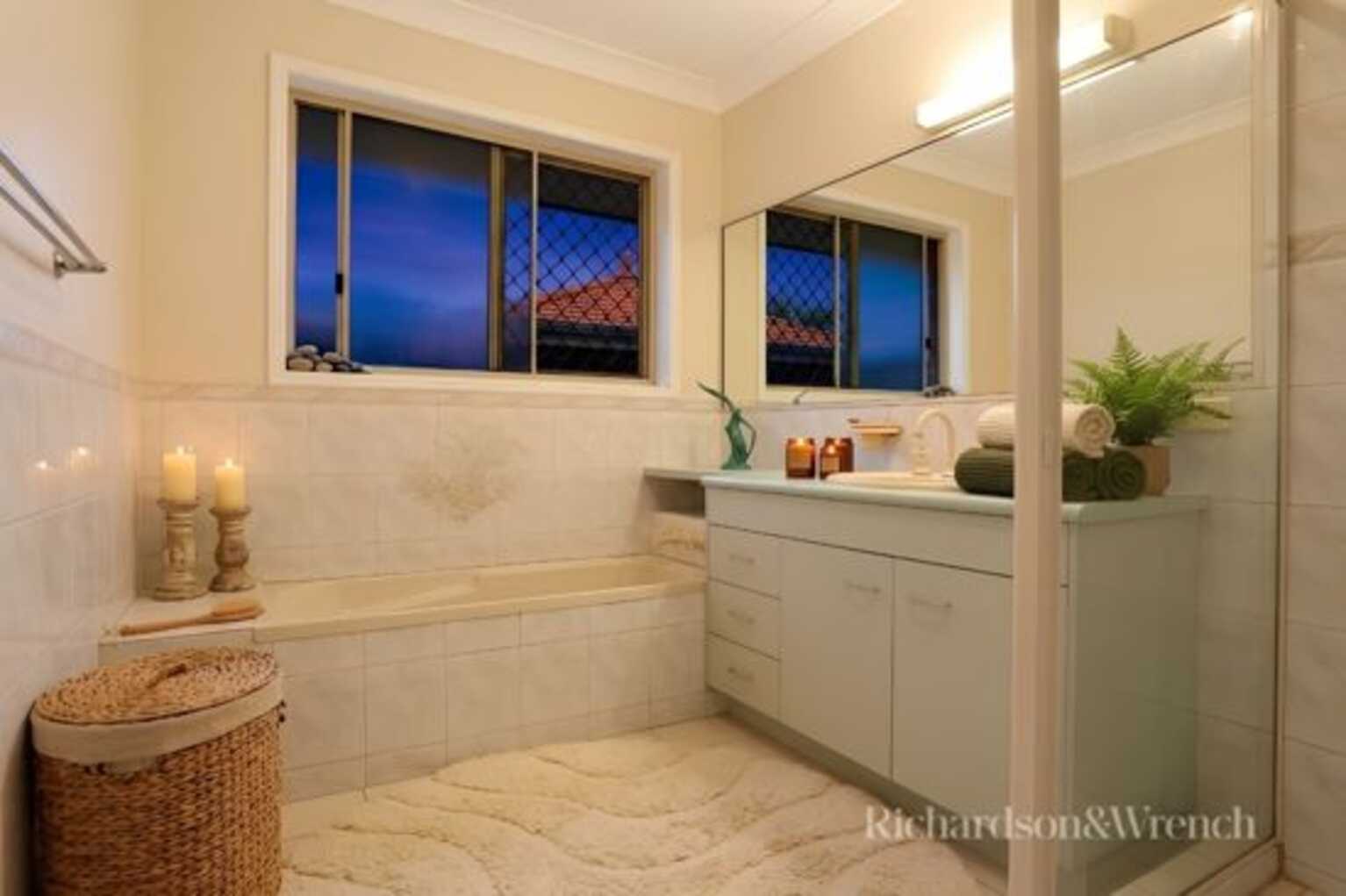 28 Oleander Drive Bongaree 28 Oleander Drive Bongaree